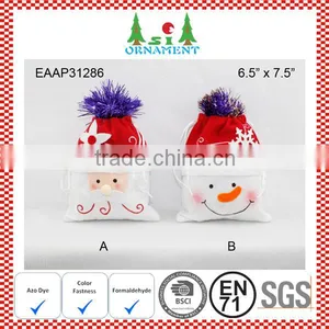 Traditional Red and Green Felt Christmas Candy Bag thumbnail-5