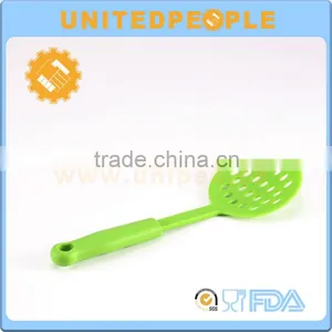 Mini Size 5 Piece Nylon Non-Stick Cooking Tool Set thumbnail-4
