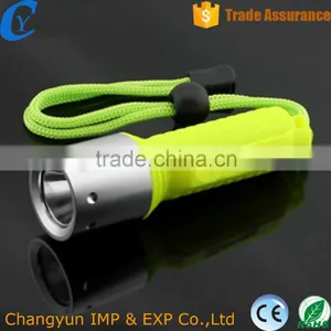 Wholesale Xm-l T6 Diving Flashlight Flashlight Type and LED Light Source Portable Diving Lights thumbnail-1