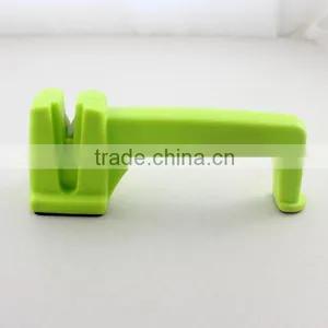 Handheld Knife Sharpener thumbnail-1