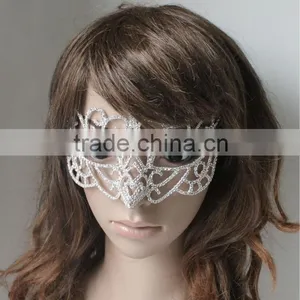 Beauty Design Crystal Boutique Chrismas Masquerade Mask thumbnail-1