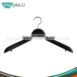 China Supplier New Products for Plastic Suit Hanger thumbnail-1