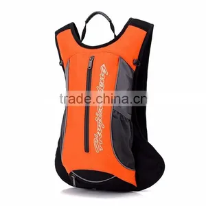 2015 China Supplier Produce Outdoor Hydration Pack thumbnail-3