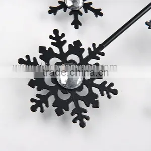 Stylish Wall Clock With Snow for Bedrooms thumbnail-5