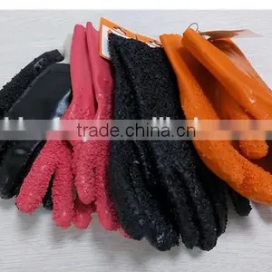 DDSAFETY Hot Sale PVC Gloves Black PVC Rough Chip On The Palm Back Safety Gloves thumbnail-3