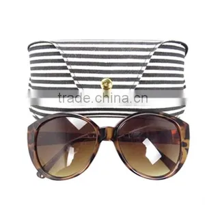 Trendy Engraved Glasses Case thumbnail-1