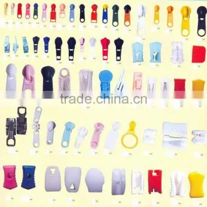 Plastic Zipper Slider thumbnail-1