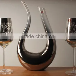 China Supplier Home Decor Portable Glass Wine Carafe thumbnail-5