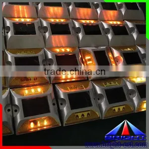 Reflective Aluminum Alloy Solar Road Stud thumbnail-2