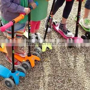 High Quality Kick Three Wheels Maxi Kick Scooter thumbnail-6