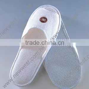 High Quality Winter Bedroom Slippers thumbnail-1