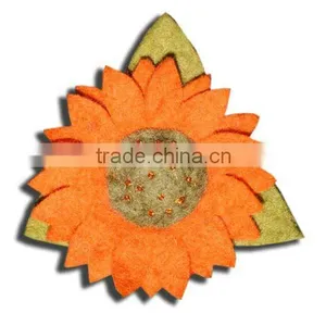 Felt Flower Brooch thumbnail-1