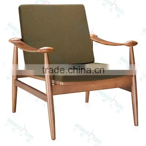 Wooden Lounge Chair thumbnail-1