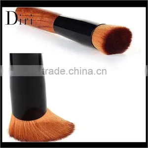 Middle Size Wood Handle go Pro Makeup Brush thumbnail-5