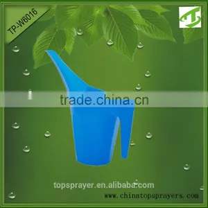 Plastic Convenient Watering Can thumbnail-3