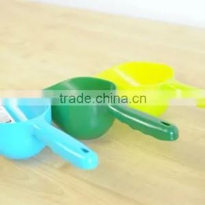 Various Size Different Types of Shovels and Spades thumbnail-1