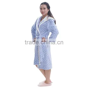 USA Market Wholesale Hooded Bathrobe for Women thumbnail-1