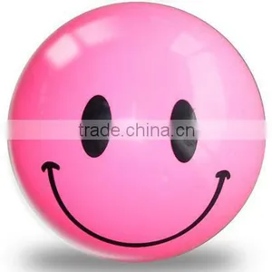 Inflatable Smiley Ball thumbnail-1