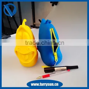 2015 Hot Selling Cartoon Silicone Zipper Pencil Case Cool Pen Case thumbnail-1