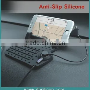 New Convenient Magnetic Phone Holder Car Charging thumbnail-4