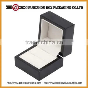 2016 Black Wooden Jewelry Box thumbnail-1