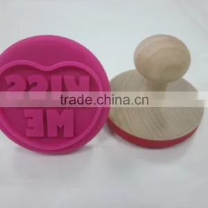 Food Grade Valentine Gift Silicone KISS ME Cookie Stamp With Wooden Handle thumbnail-3