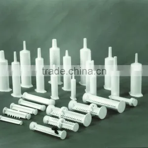 Long Nose Oral Tip Syringe W/Cap, 32 cc thumbnail-1