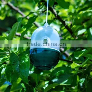 Plastic Outdoor Garden Animal Wasp Trap thumbnail-3