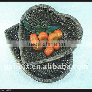 Heart Shaped Rattan Weave Storage Shallow Fruit Plate Set of Two thumbnail-1