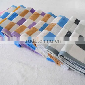 Bamboo Towel With Plaid Yarn Dyed Face Towel thumbnail-1