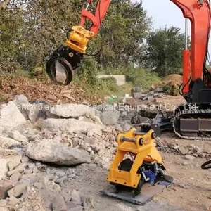 0.8-23 Ton Excavator Full Automatic Double Locking 180 Degree Hydraulica Tilt Quick Coupler thumbnail-4