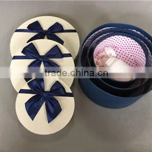 Round Gift Box thumbnail-3