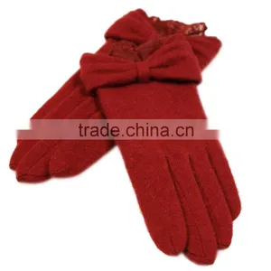 Cold Proof Touchscreen Cashmere Gloves thumbnail-3