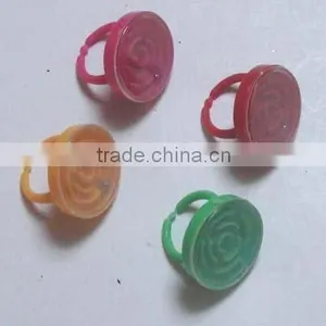 Labyrinth Ring / Plastic Toy Ring / Fashion Accessories thumbnail-1