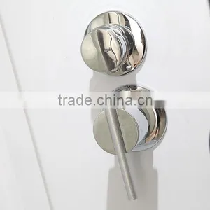Complete Enclosed Shower Room With Massage Jets thumbnail-2