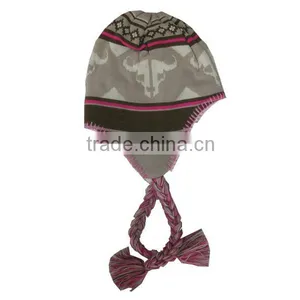 Ladie's Hat thumbnail-1