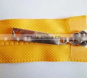 5# Plastic Zipper Resin Zipper Two Way Open End Zipper With Fancy Locking Double Zipper Slider Coate Zipper thumbnail-3