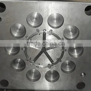 pp Shell Plastic Injection Mould thumbnail-1