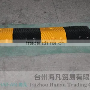 High Quality Traffic Road Speed Hump for Crossing/heavy Strength Rubber Road Speed Breaker Used on Road for Garage Safety thumbnail-2