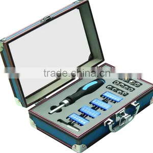 High Quality and Cheap 39PCS Bit Ratchet Handle Big Sockets Factory Promotion Tool Kit thumbnail-1