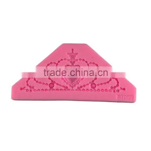 Liquid Silica Gel Mould DIY Cake Decorating Tool - Crown Pattern 1688 Agent thumbnail-1