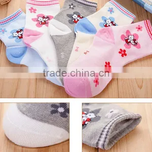 Hot Selling Fancy Kids Bulk Socks New Style Lovely Cartoon Children Socks thumbnail-2