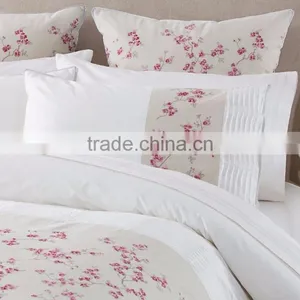 Elegant and Timeless Quilt Cover thumbnail-4