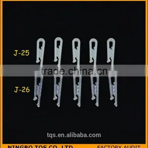 Cheap With Teeth U-shape Semitransparent Shirt Packing Plastic Clips thumbnail-6