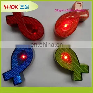 Newest Hot Selling Promotion Plastic Fish Shaped Led Flashing Safety Light thumbnail-5