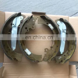 High Quality Automotive Parts Brake Shoe OEM:04495-0K010 FOR Hilux VIGO TGN41 2004-2016 INNOVA/KIJANG thumbnail-5