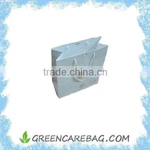 Fashion Printed With Lamination Folded Nature Color Chrome Paper Promotion Bag thumbnail-1