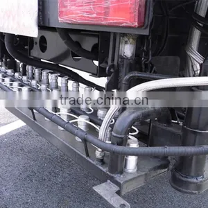The Low Price 10CBM Bitumen Spray Truck for Sale With High Configuration thumbnail-5