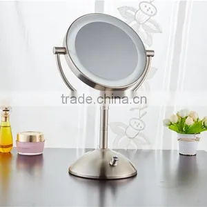 Double-sided Battery-operated Makeup Mirror With 3X Magnification, LED Mirror thumbnail-3