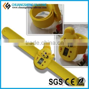 Carton Figure Magnetic Wristband, Silicone Kids Bracelet, Kids Favourite Wristwatch thumbnail-6